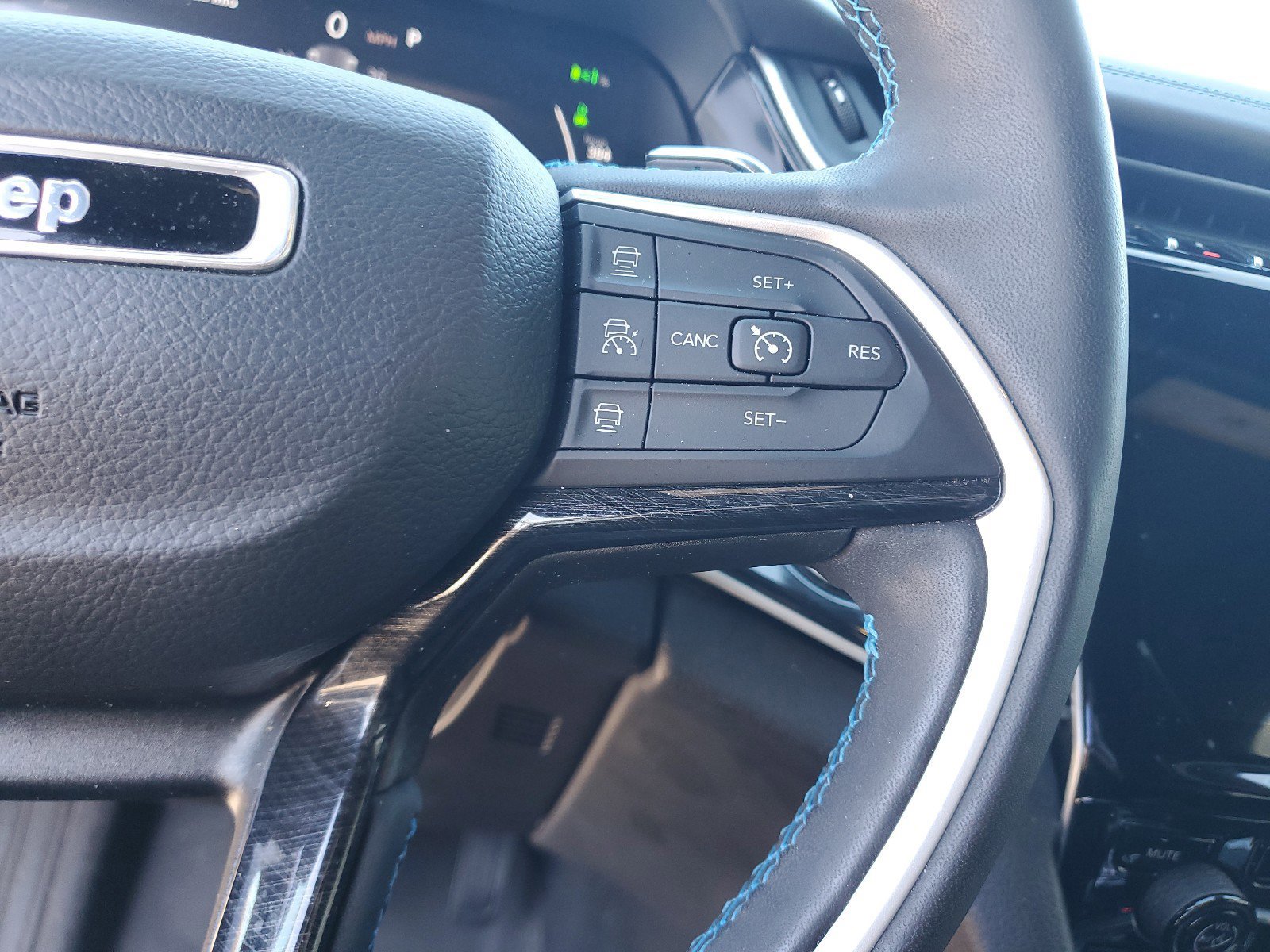 Certified 2022 Jeep Grand Cherokee Trailhawk image 28