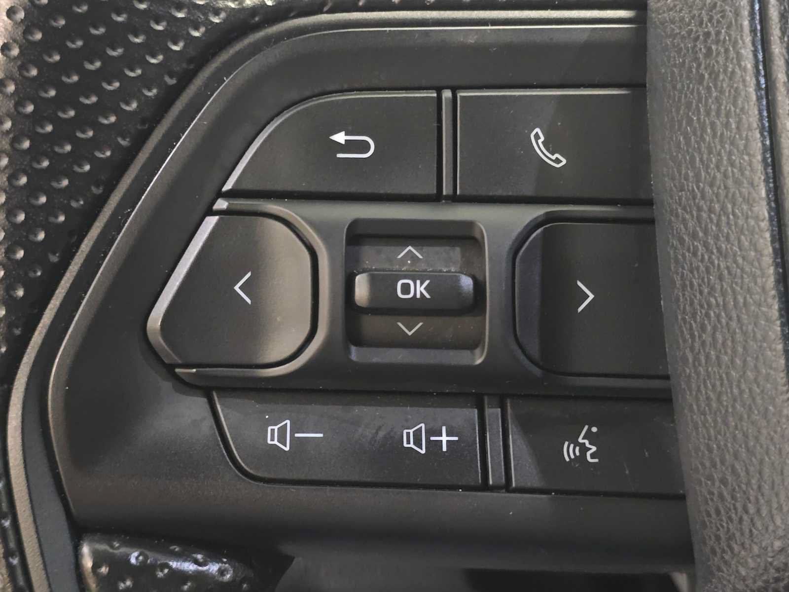 Certified 2025 Toyota Tacoma SR RWD image 18