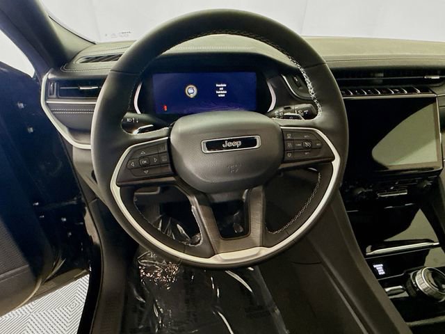 New 2025 Jeep Grand Cherokee Limited image 11