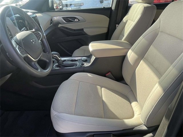 Used 2022 Chevrolet Traverse LS w/ Midnight/Sport Edition image 14