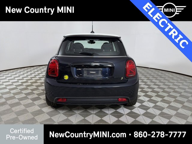 Certified 2023 MINI Cooper SE image 9