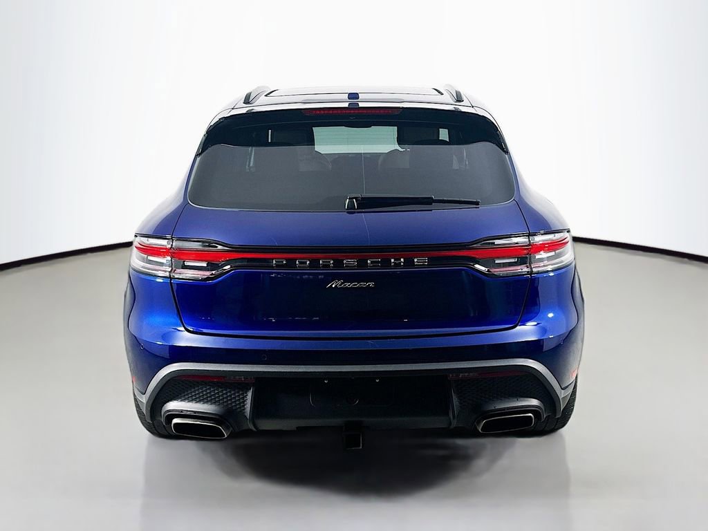 Certified 2023 Porsche Macan image 10