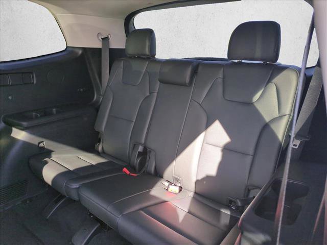 Used 2023 Kia Telluride EX w/ EX Captain's Chair Package FWD image 21