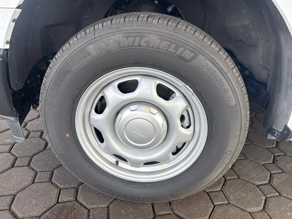 Used 2025 Ford F150 XL RWD image 10