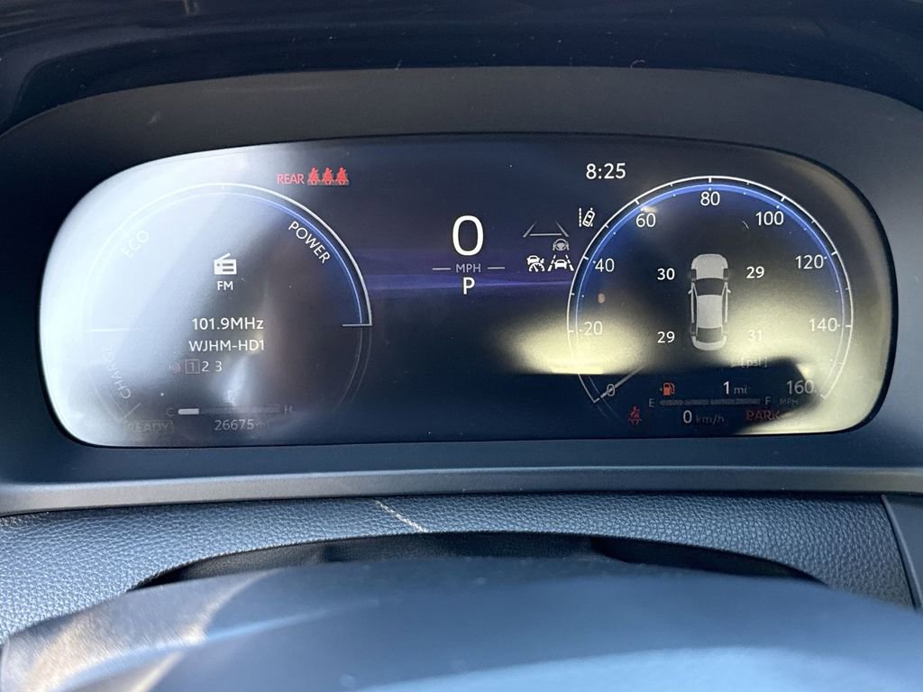 Used 2025 Toyota Crown XLE image 25