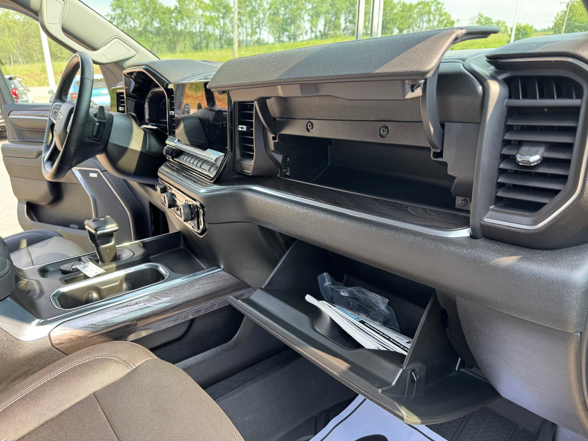 Certified 2023 Chevrolet Silverado 1500 LTZ w/ LTZ Convenience Package II image 30