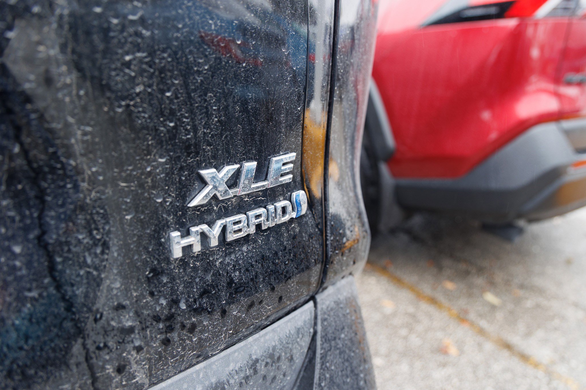 Used 2021 Toyota RAV4 XLE image 12