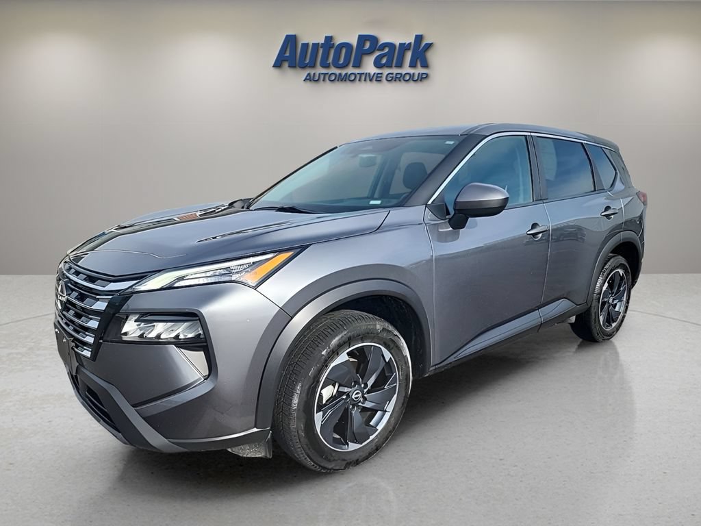 Used 2024 Nissan Rogue SV AWD/4WD image 3