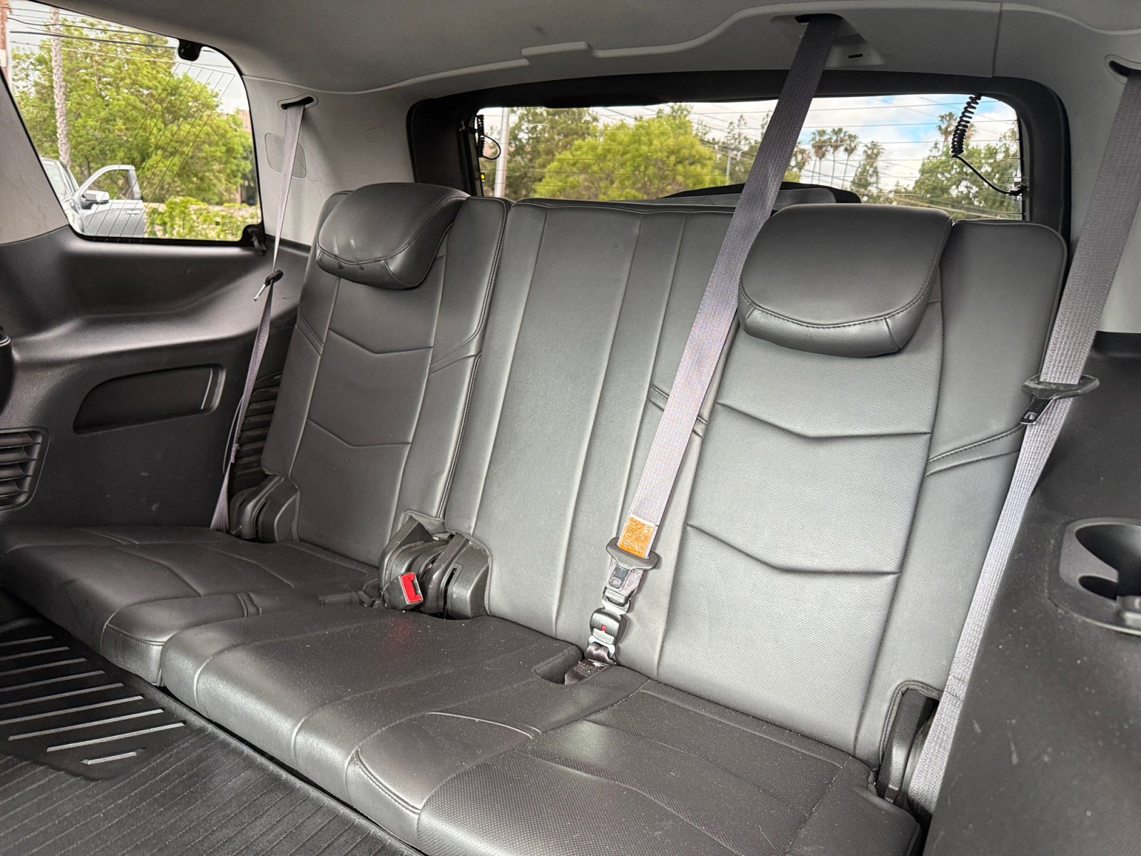 Used 2017 Cadillac Escalade Luxury AWD/4WD image 21