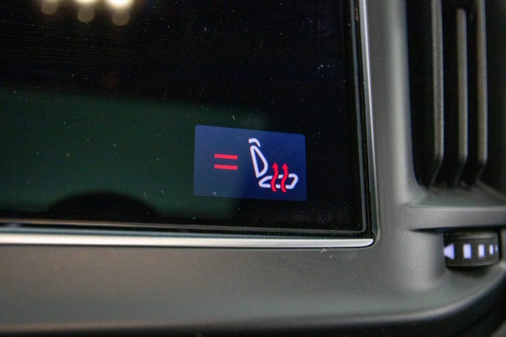 Used 2023 Maserati Levante Modena image 26