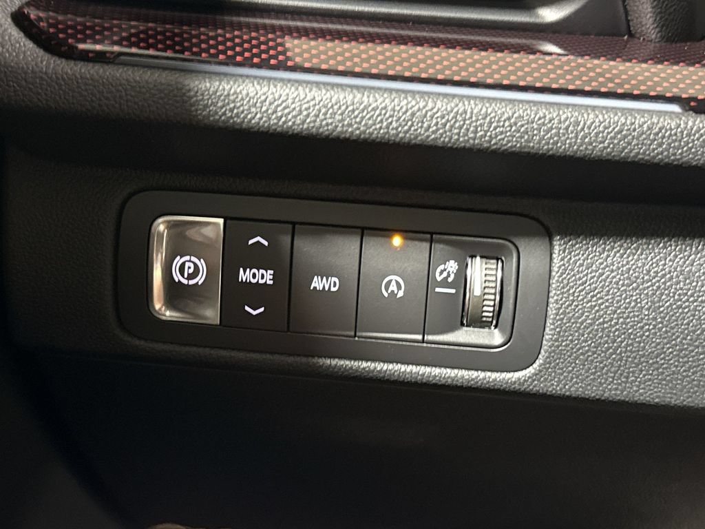 New 2026 Chevrolet Traverse Z71 w/ Enhanced Driving Package AWD/4WD image 18