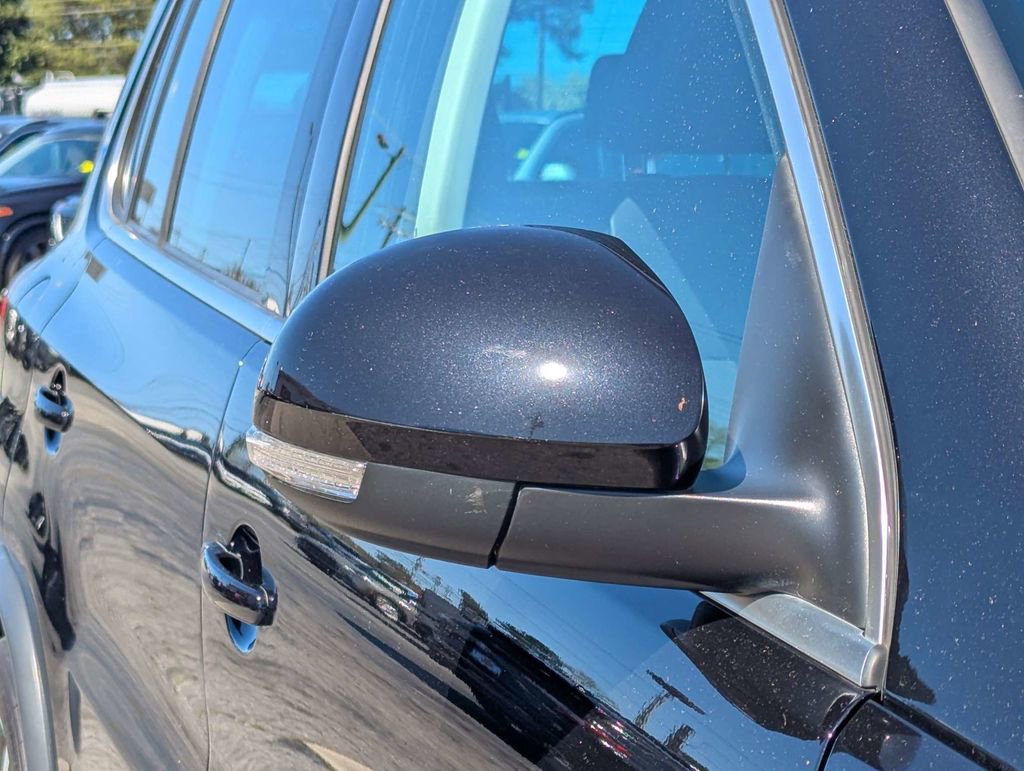 Used 2017 Volkswagen Tiguan SEL image 13