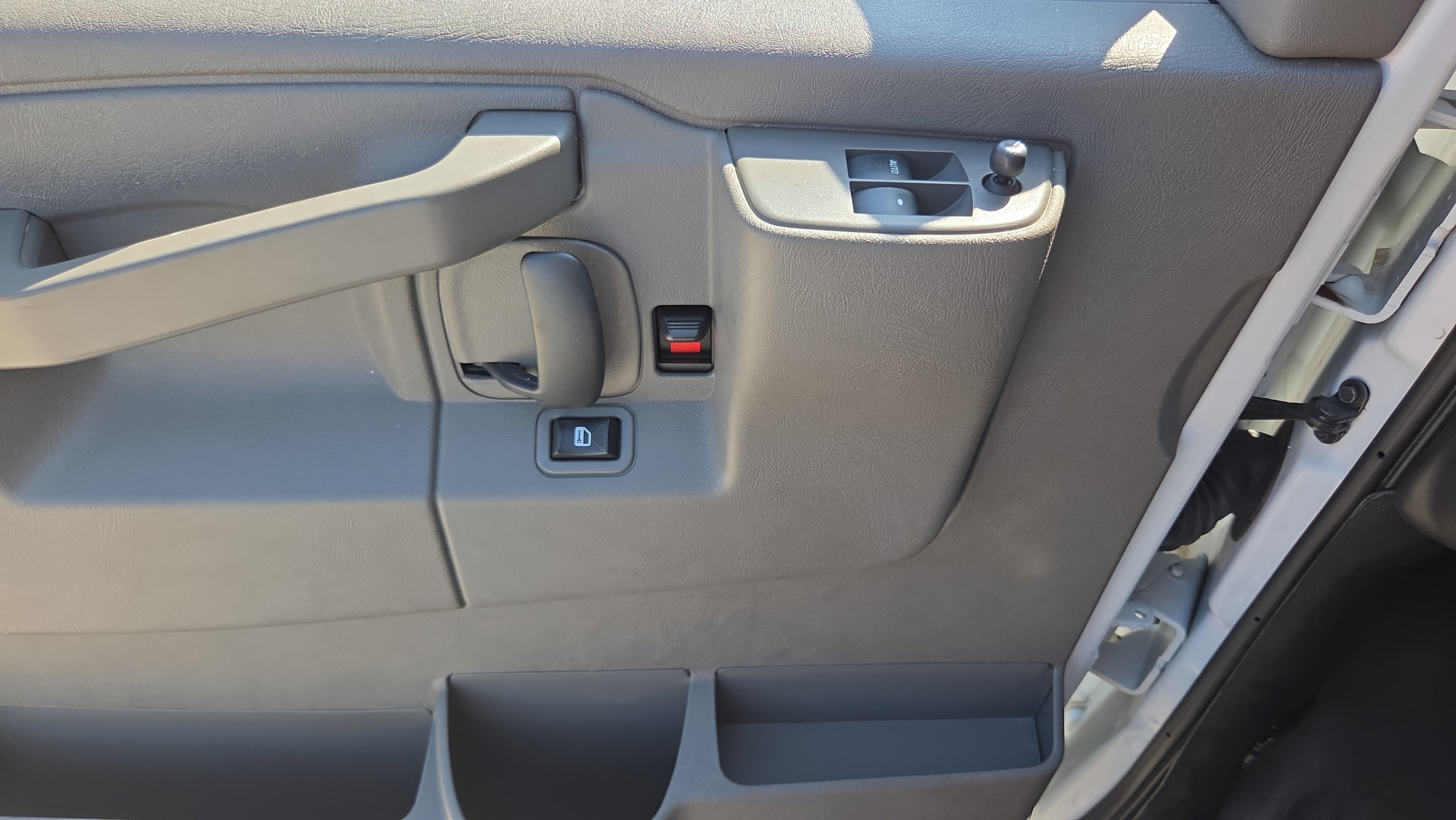 Used 2023 GMC Savana 2500 w/ Driver Convenience Package RWD image 26