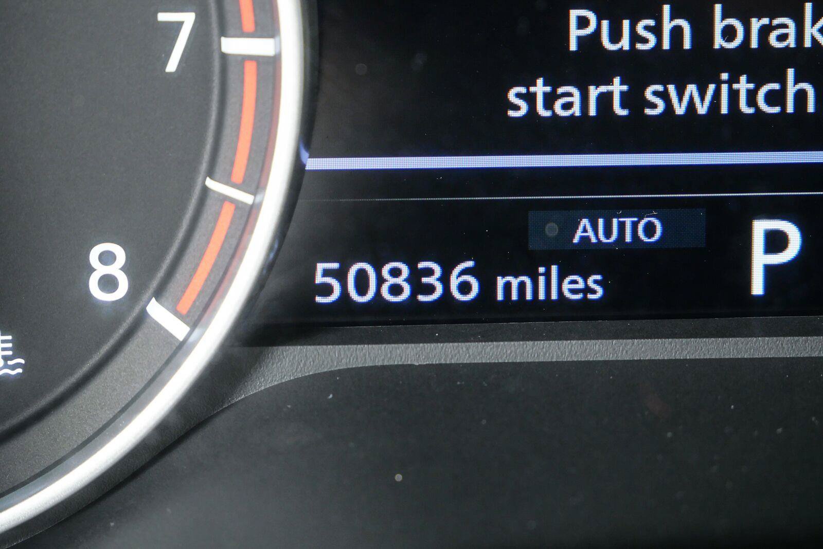Used 2024 Nissan Rogue SV AWD/4WD image 8
