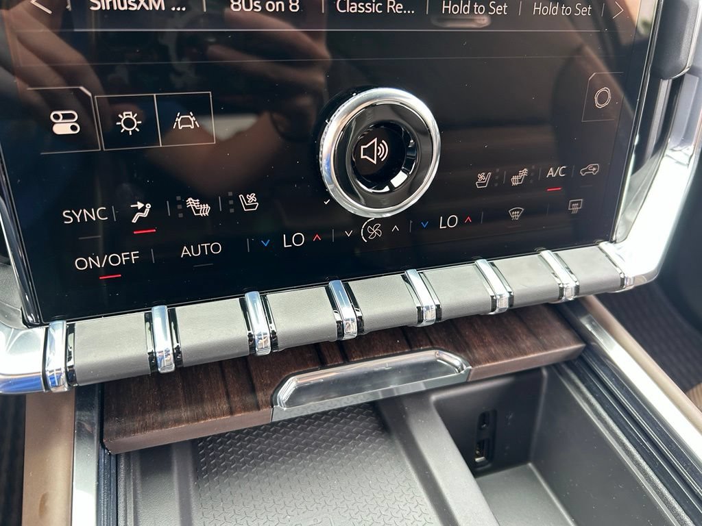 New 2026 GMC Acadia Denali Ultimate FWD image 32
