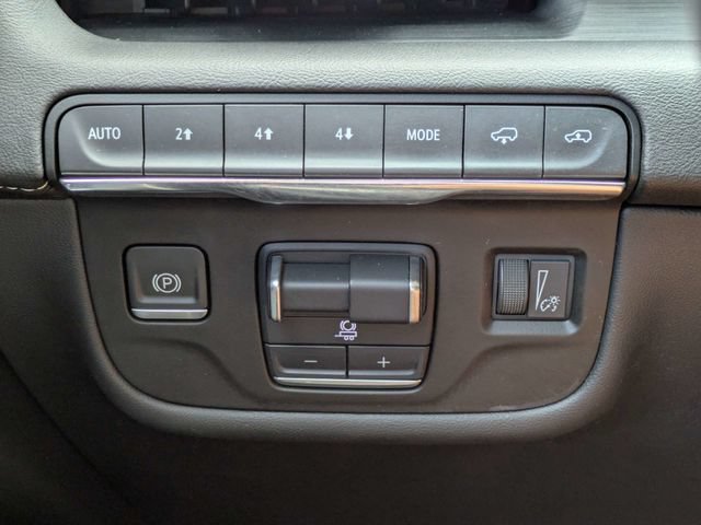 Used 2021 Cadillac Escalade Sport w/ LPO, ONYX Package AWD/4WD image 27