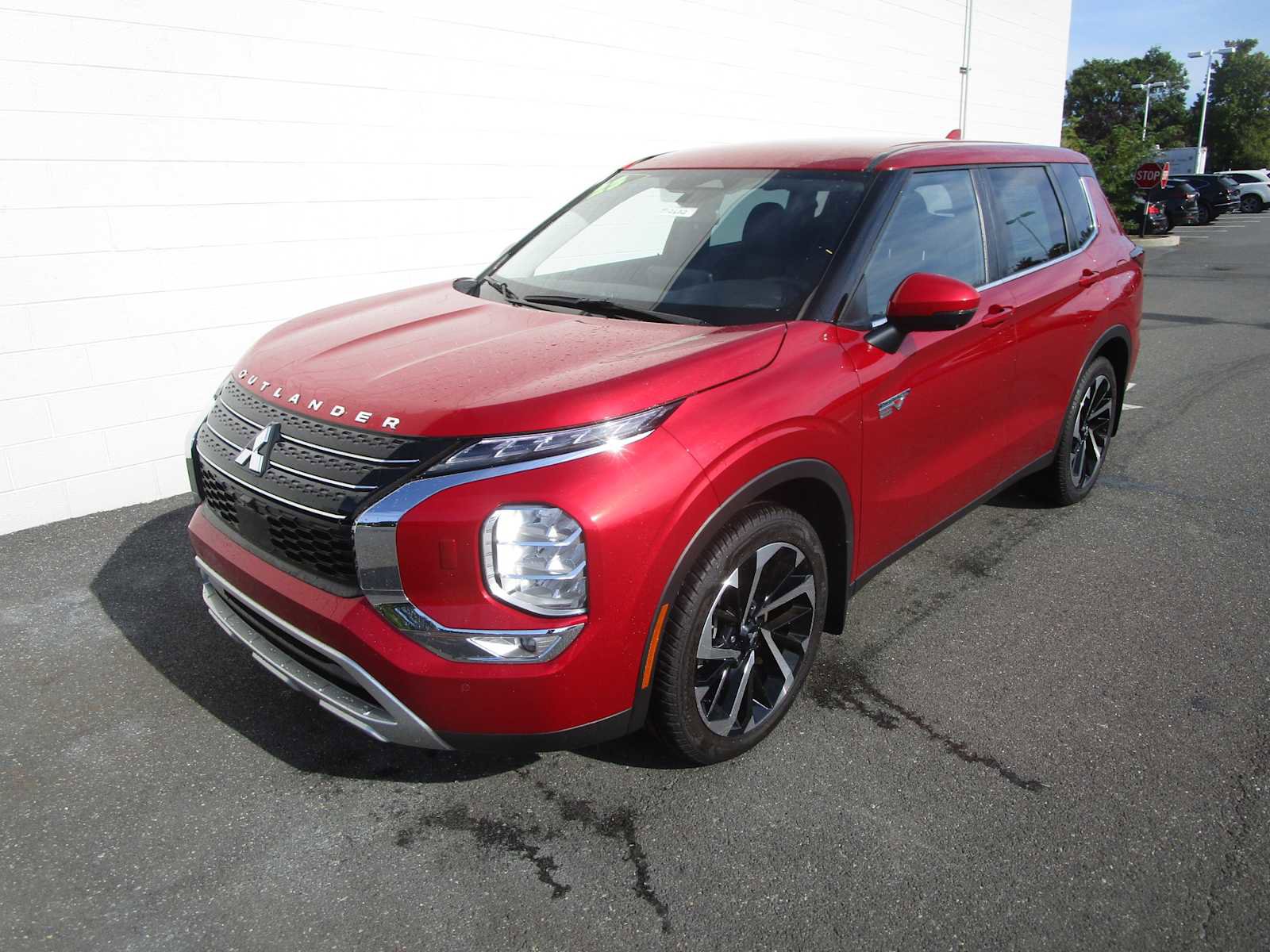 Used 2023 Mitsubishi Outlander SE
