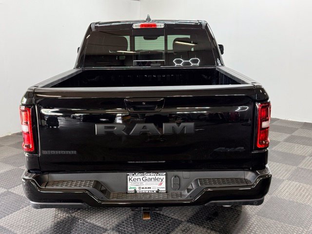 Used 2025 RAM 1500 Big Horn AWD/4WD image 11