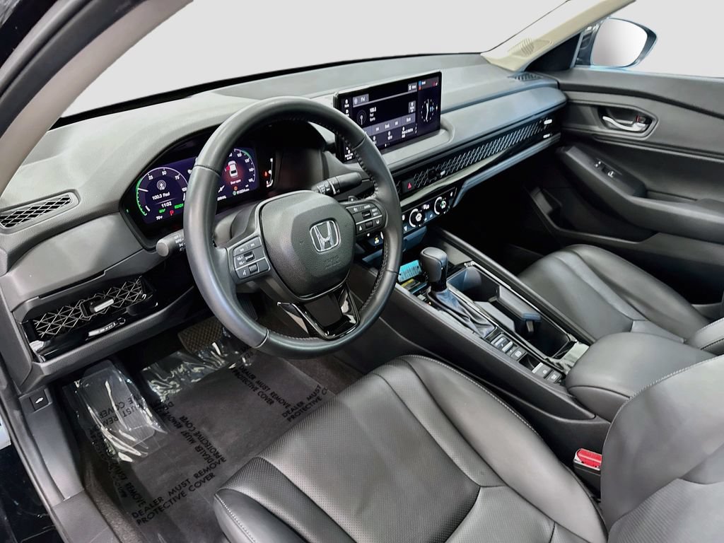 Used 2025 Honda Accord EX-L image 9