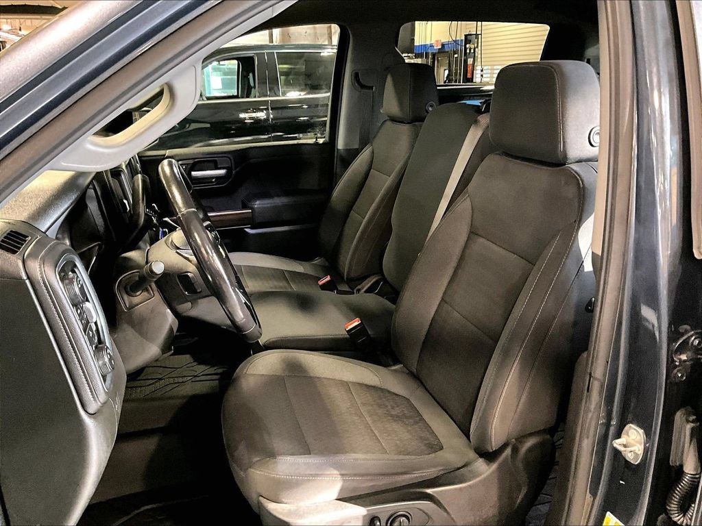 Used 2021 Chevrolet Silverado 1500 LT AWD/4WD image 10