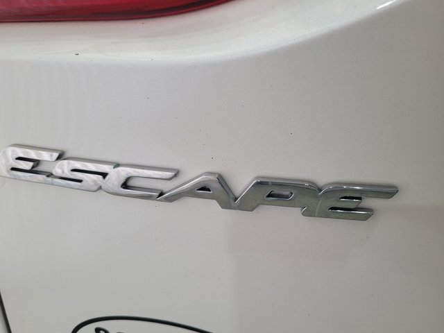 Used 2013 Ford Escape SE image 52