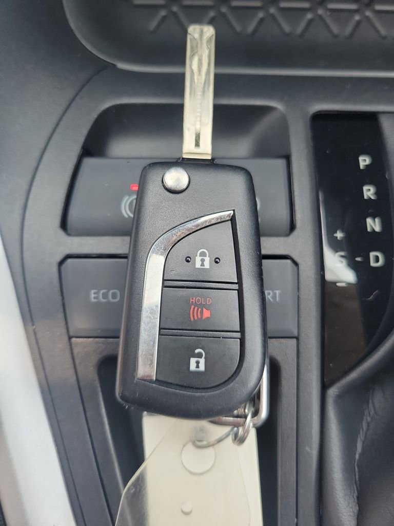 Used 2023 Toyota RAV4 LE FWD image 36