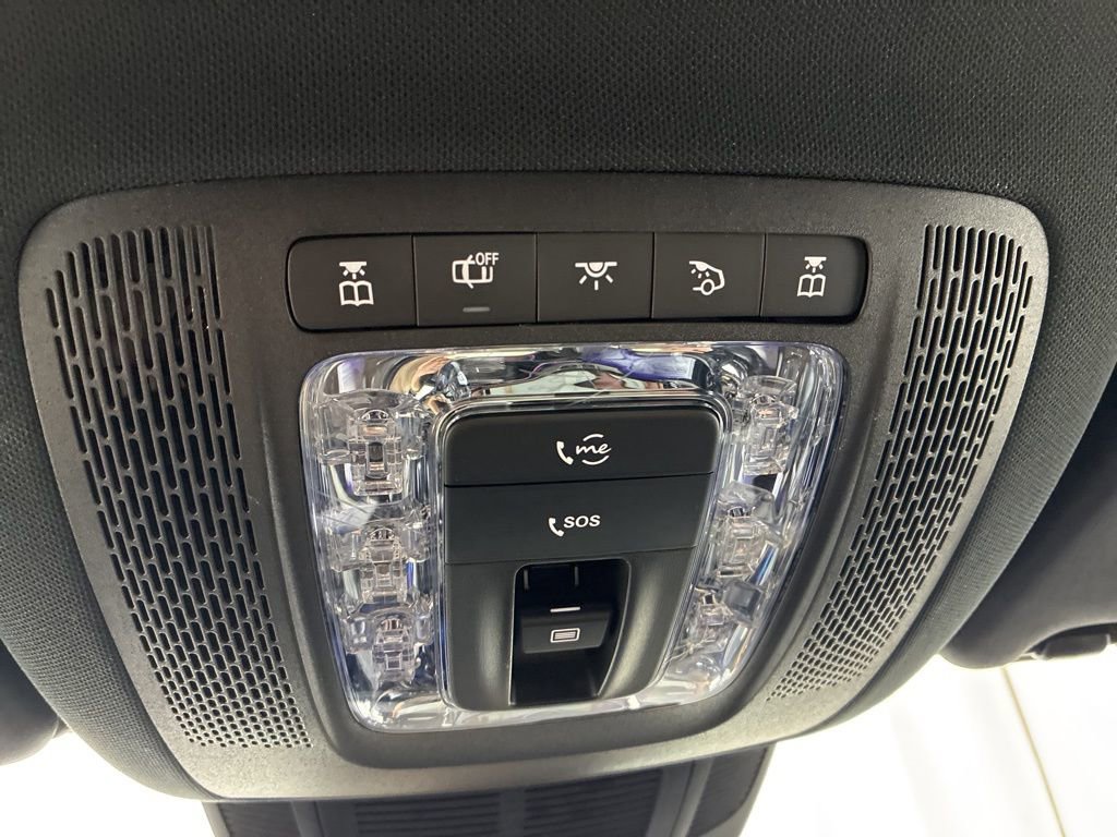 Used 2024 Mercedes-Benz GLS 450 4MATIC image 24