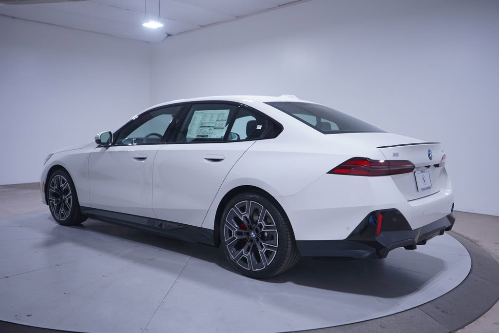 New 2026 BMW i5 eDrive40 w/ M Sport Package image 3