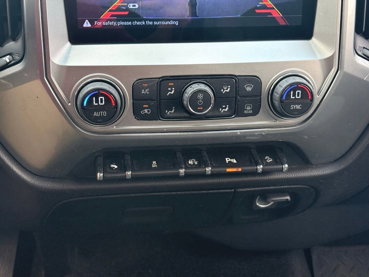 Used 2014 Chevrolet Silverado 1500 LT w/ All Star Edition AWD/4WD image 11