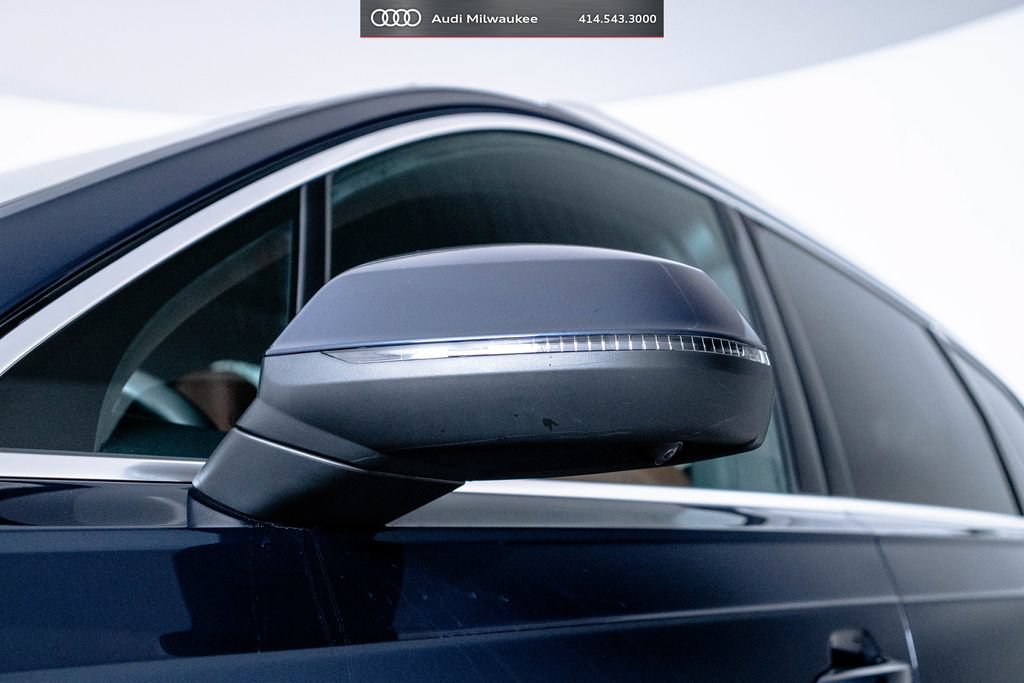 Used 2023 Audi Q7 3.0T Premium Plus AWD/4WD image 13