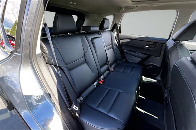 New 2026 Nissan Rogue SV image 10