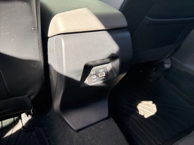 Used 2024 Subaru Crosstrek 2.0i Premium image 13