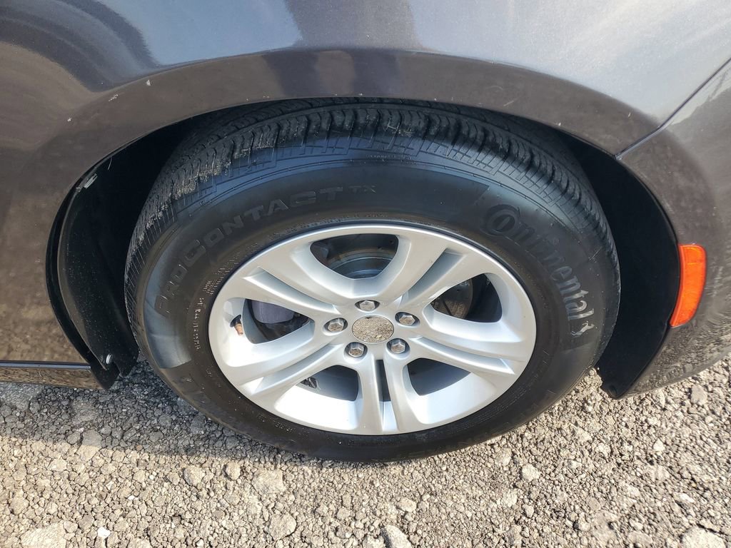 Used 2019 Dodge Charger SXT image 6