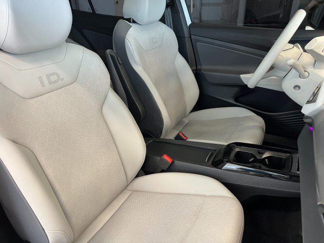 Used 2021 Volkswagen ID.4 1st Edition w/ ID.4 Protection Package RWD image 15