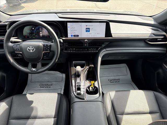 Used 2026 Toyota Crown image 10