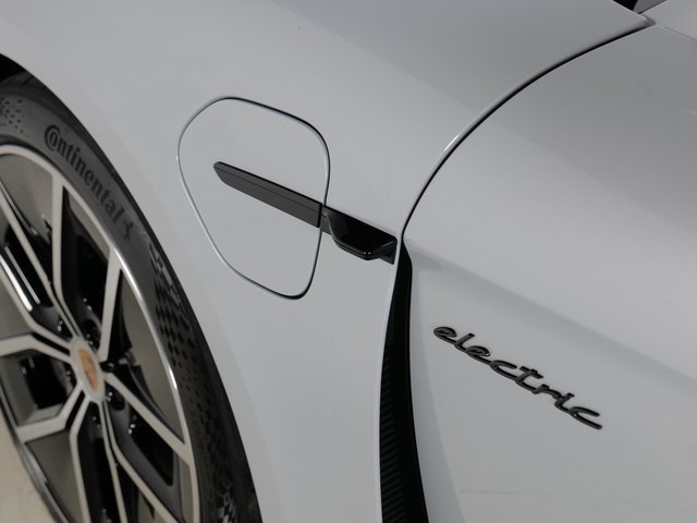 New 2026 Porsche Taycan AWD/4WD image 34