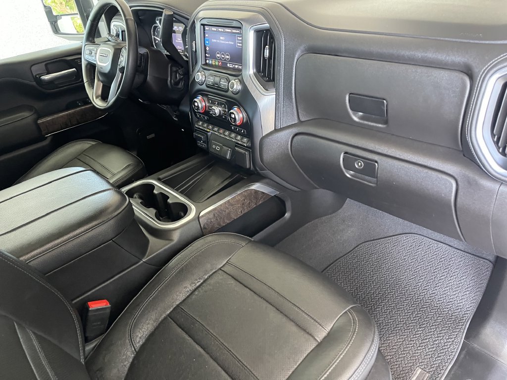 Used 2023 GMC Sierra 3500 Denali w/ Denali Ultimate Package AWD/4WD image 21