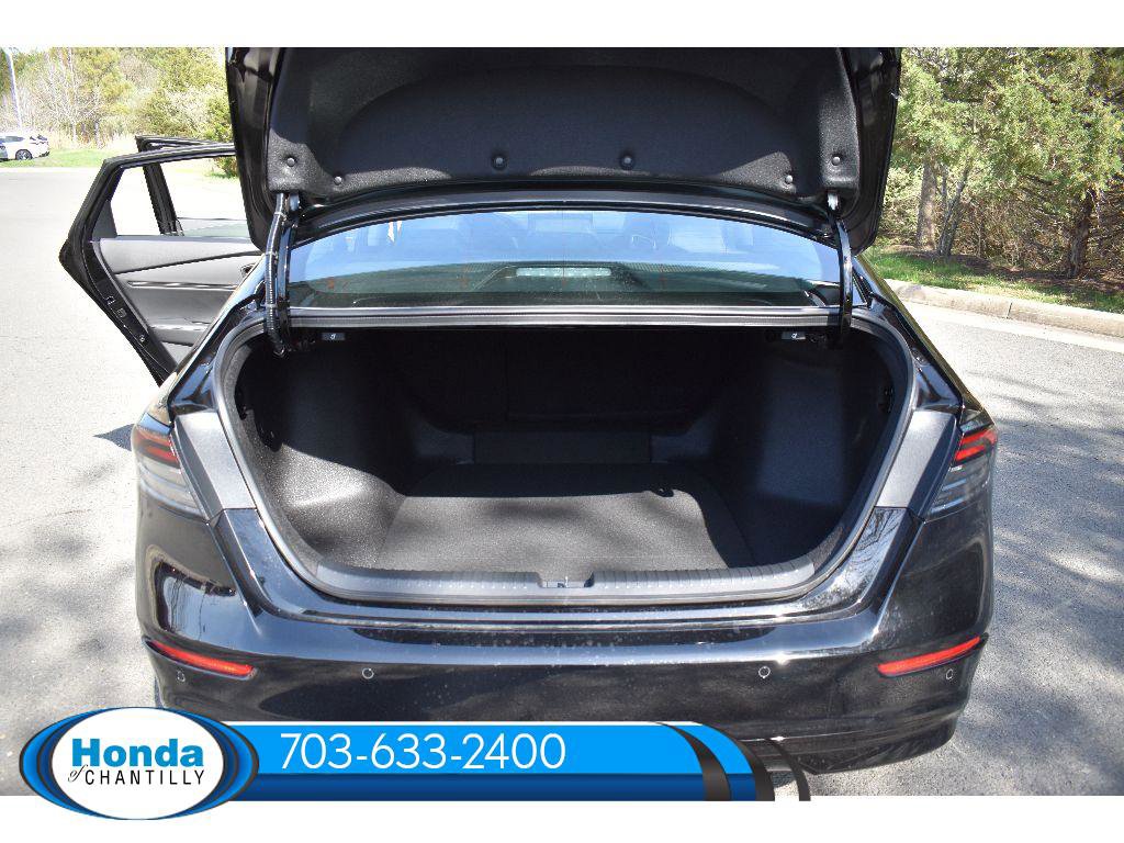 New 2026 Honda Accord Hybrid Touring image 31