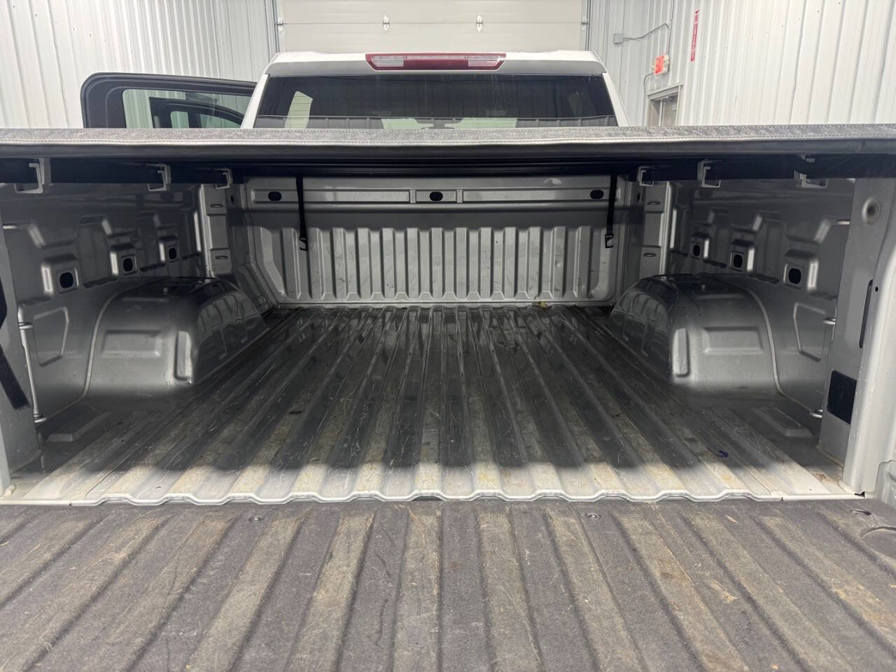 Used 2021 Chevrolet Silverado 1500 LT image 16