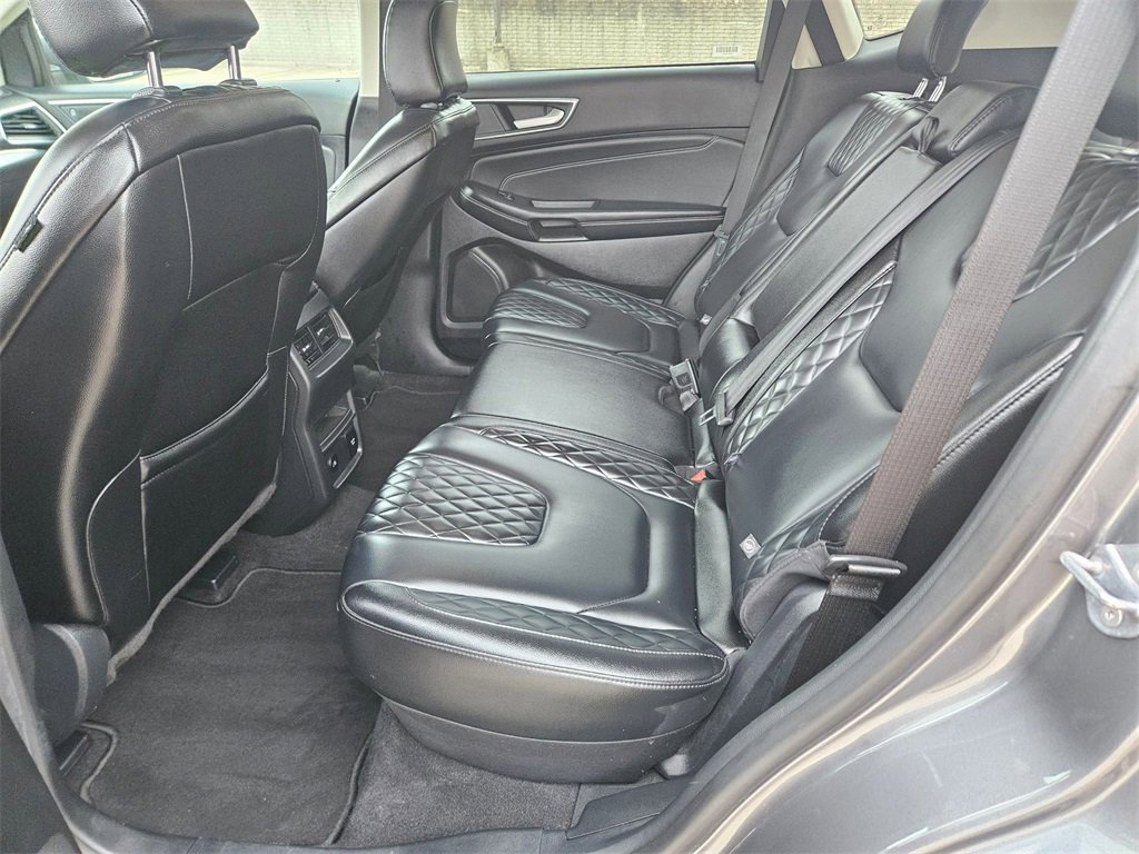 Used 2024 Ford Edge Titanium image 27