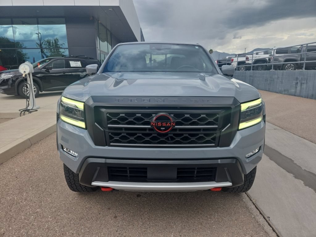 Used 2023 Nissan Frontier PRO-4X w/ Pro-4X Premium Package AWD/4WD image 2