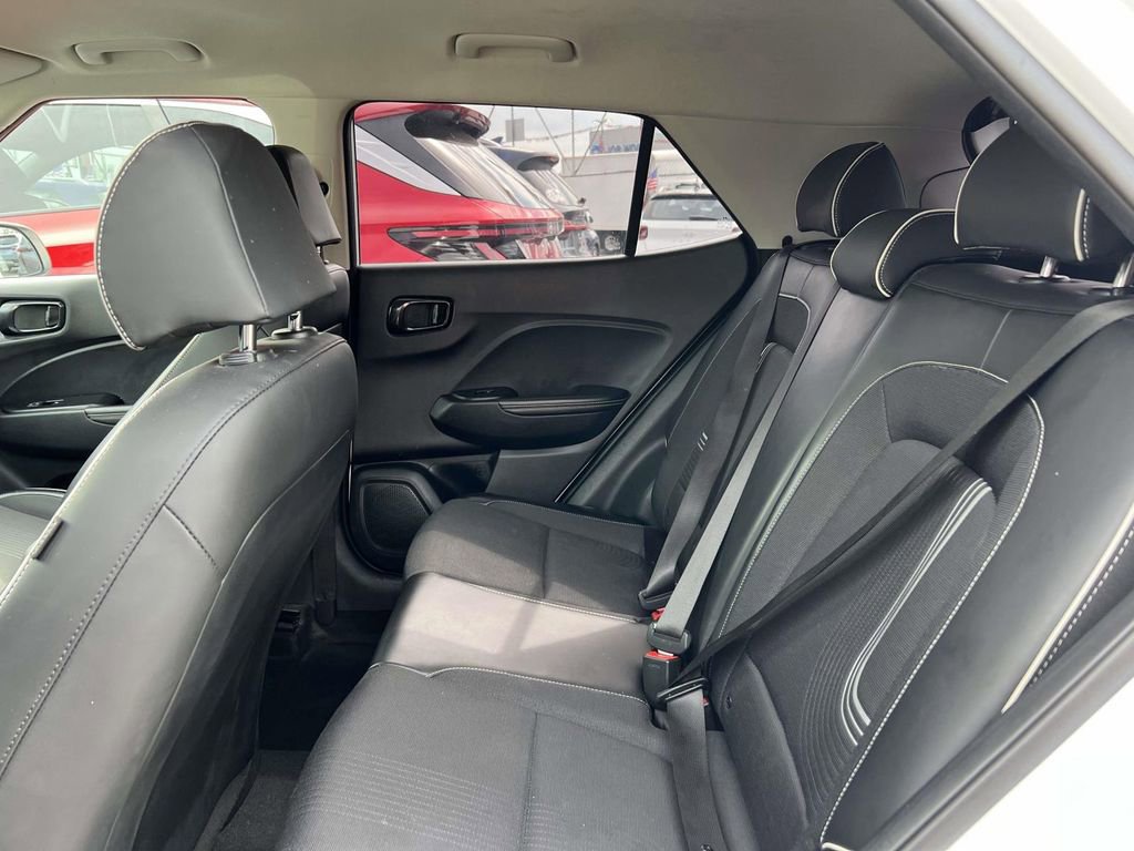 Certified 2023 Hyundai Venue Limited w/ Cargo Package image 13