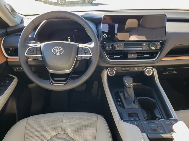 New 2026 Toyota Grand Highlander AWD image 15