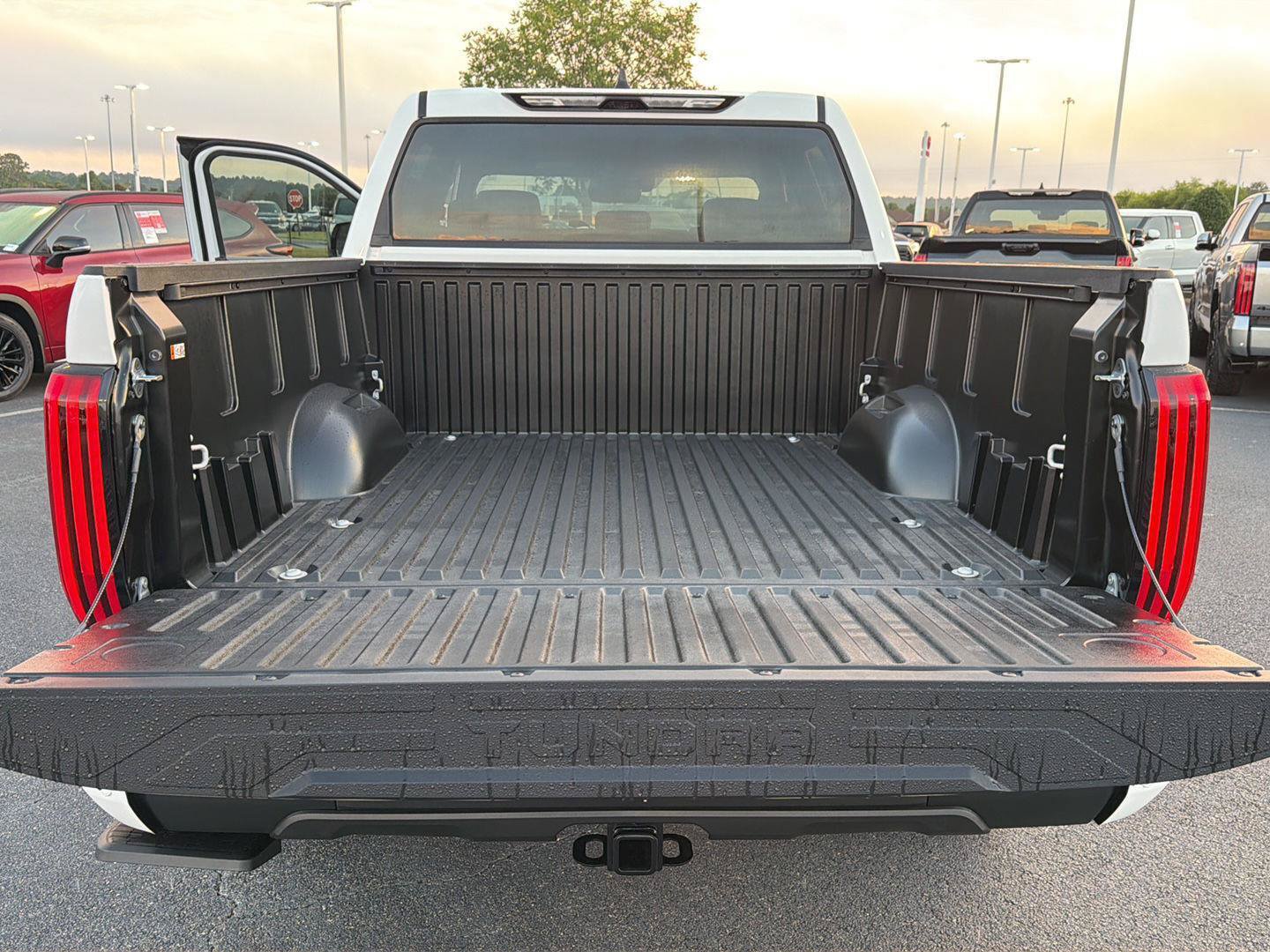 New 2026 Toyota Tundra Limited AWD/4WD image 32