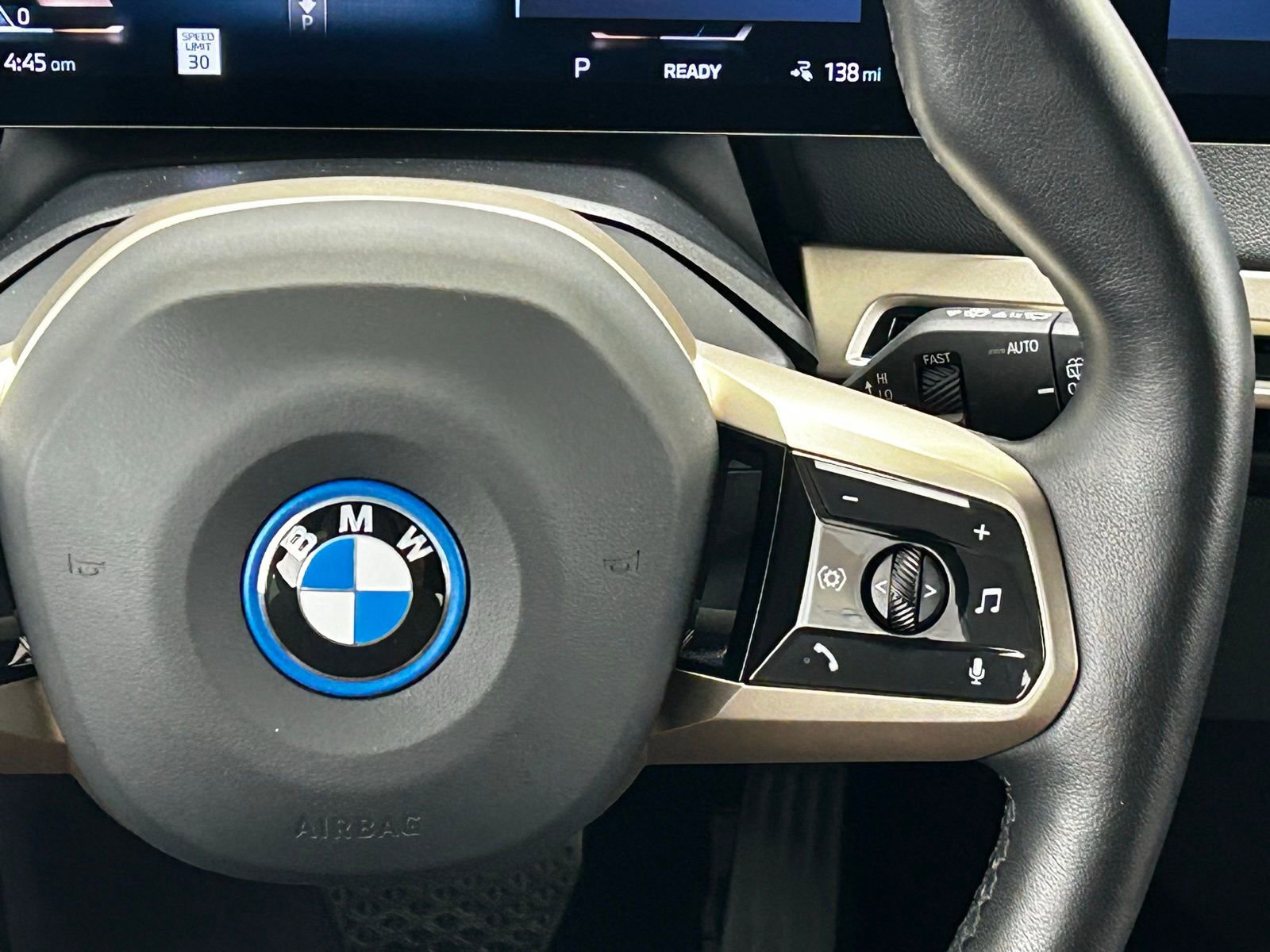 Used 2023 BMW iX xDrive50 w/ Premium Package AWD/4WD image 13