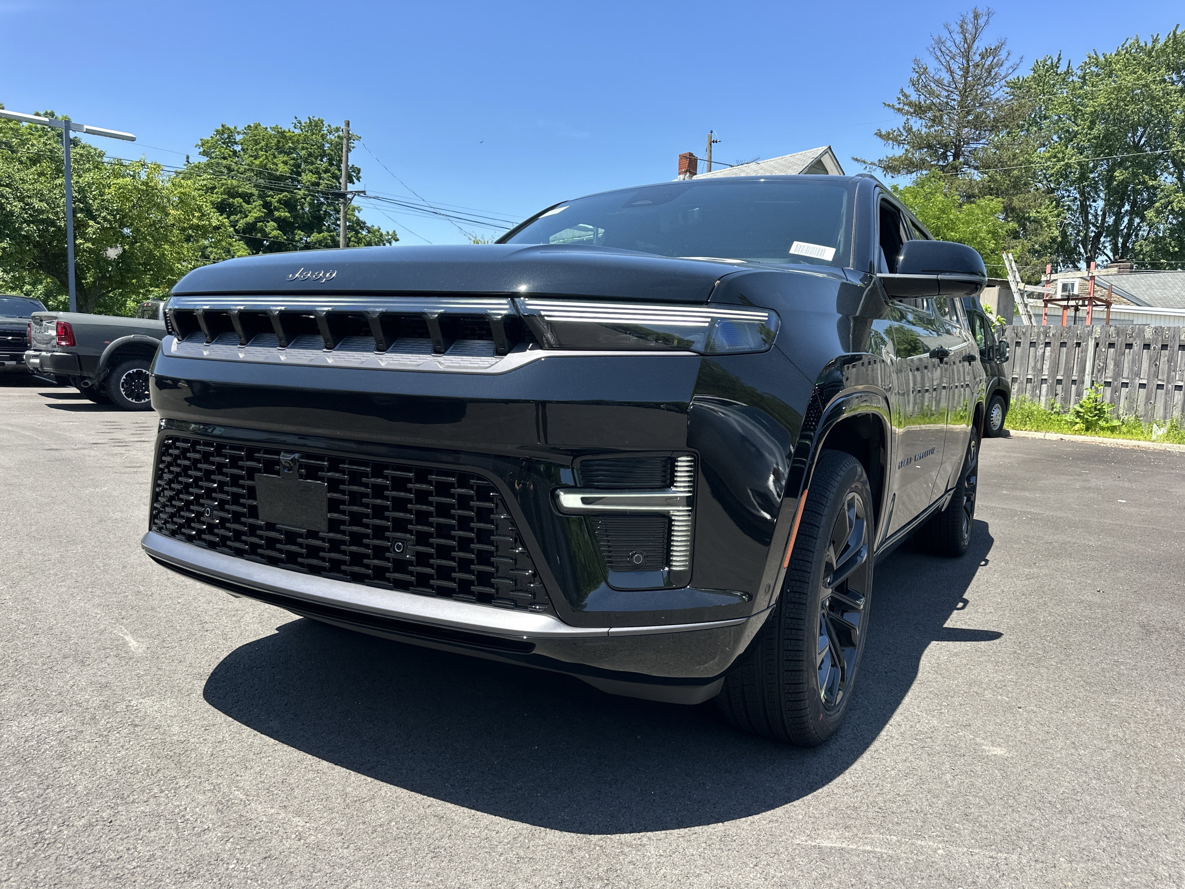 New 2026 Jeep Grand Wagoneer Summit AWD/4WD image 21