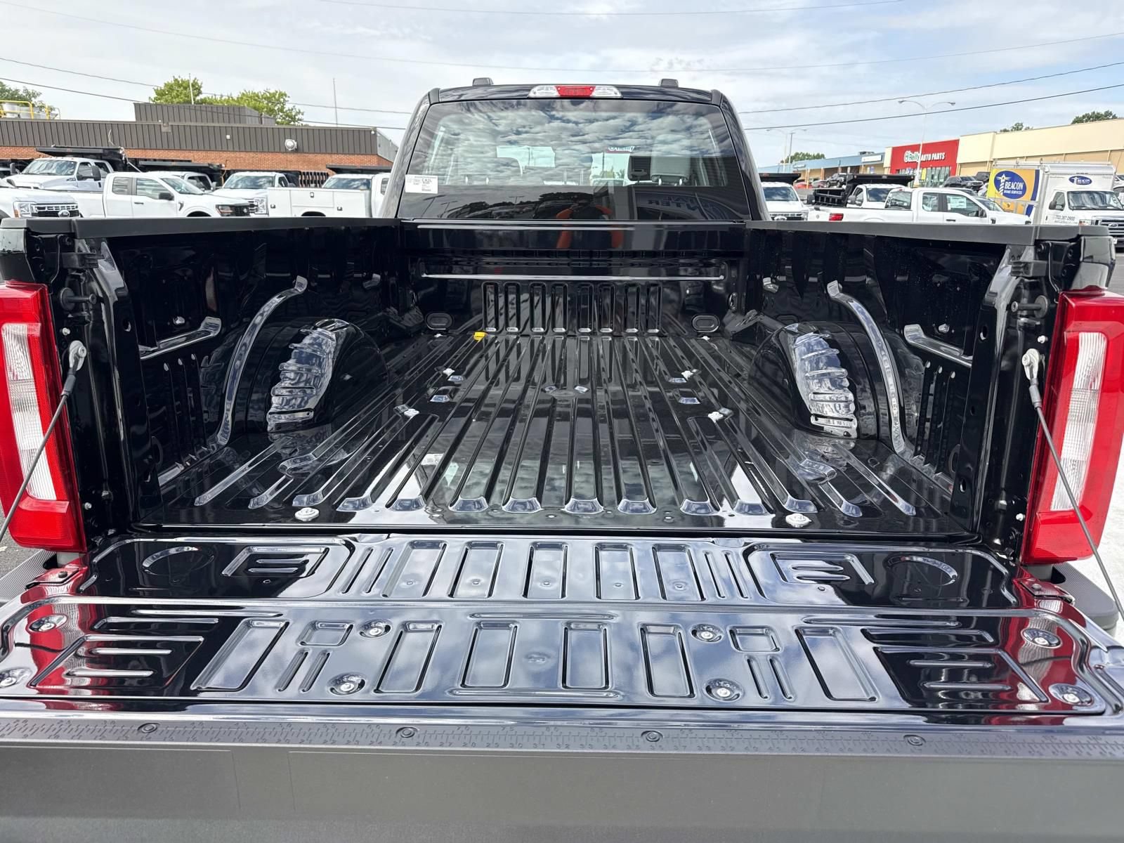 New 2026 Ford F250 XL w/ XL Driver Assist Package AWD/4WD image 12
