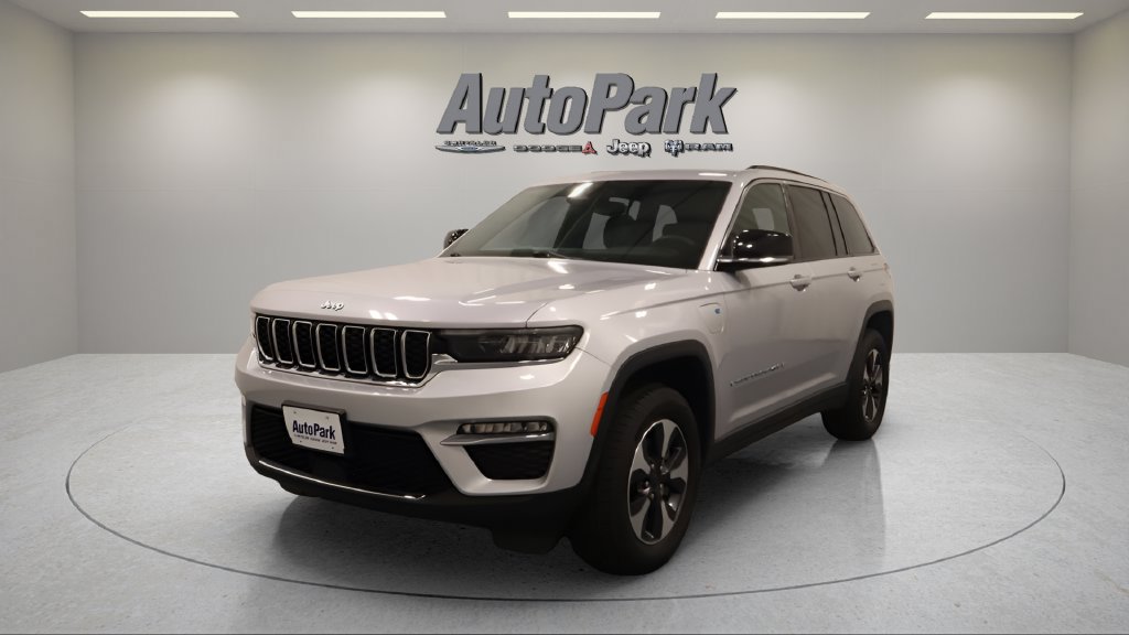 Certified 2024 Jeep Grand Cherokee Limited 4xe AWD/4WD image 3