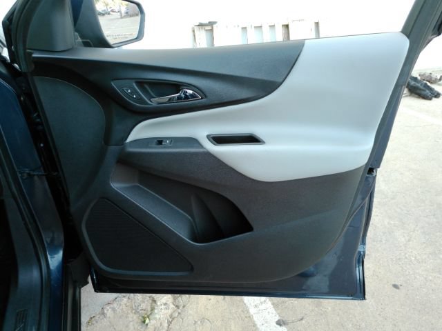 Used 2019 Chevrolet Equinox LT FWD image 17