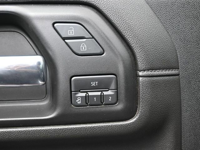 Used 2020 Chevrolet Silverado 2500 High Country w/ Technology Package image 21